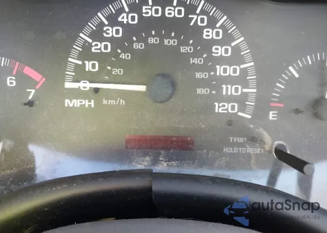 2001 Chevrolet Malibu z USA, uszkodzony, nr VIN 1G1ND52J616109826